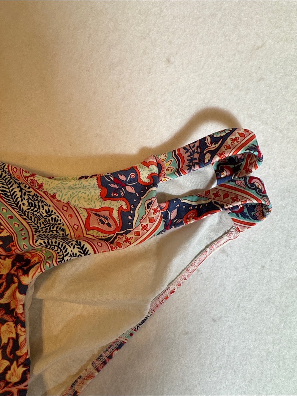 BILLABONG Unique Paisley Boho Bikini Set with Triangle Tie Top Size M EUC - Picture 4 of 10